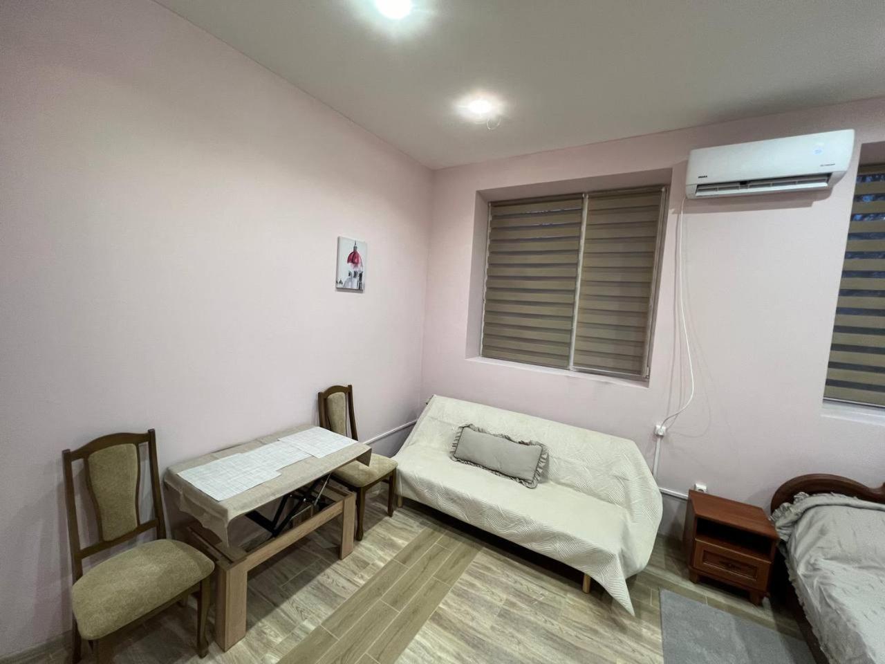 Seven Stars Motel Sumy Bagian luar foto