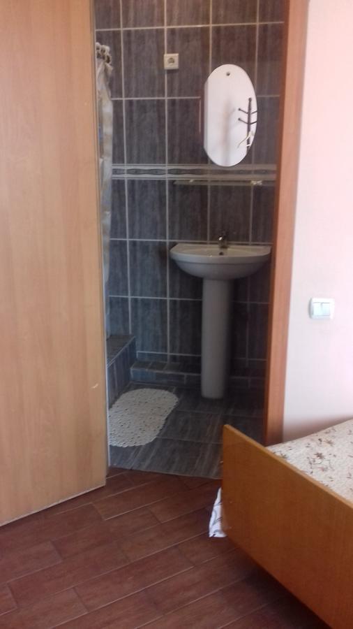 Seven Stars Motel Sumy Bagian luar foto