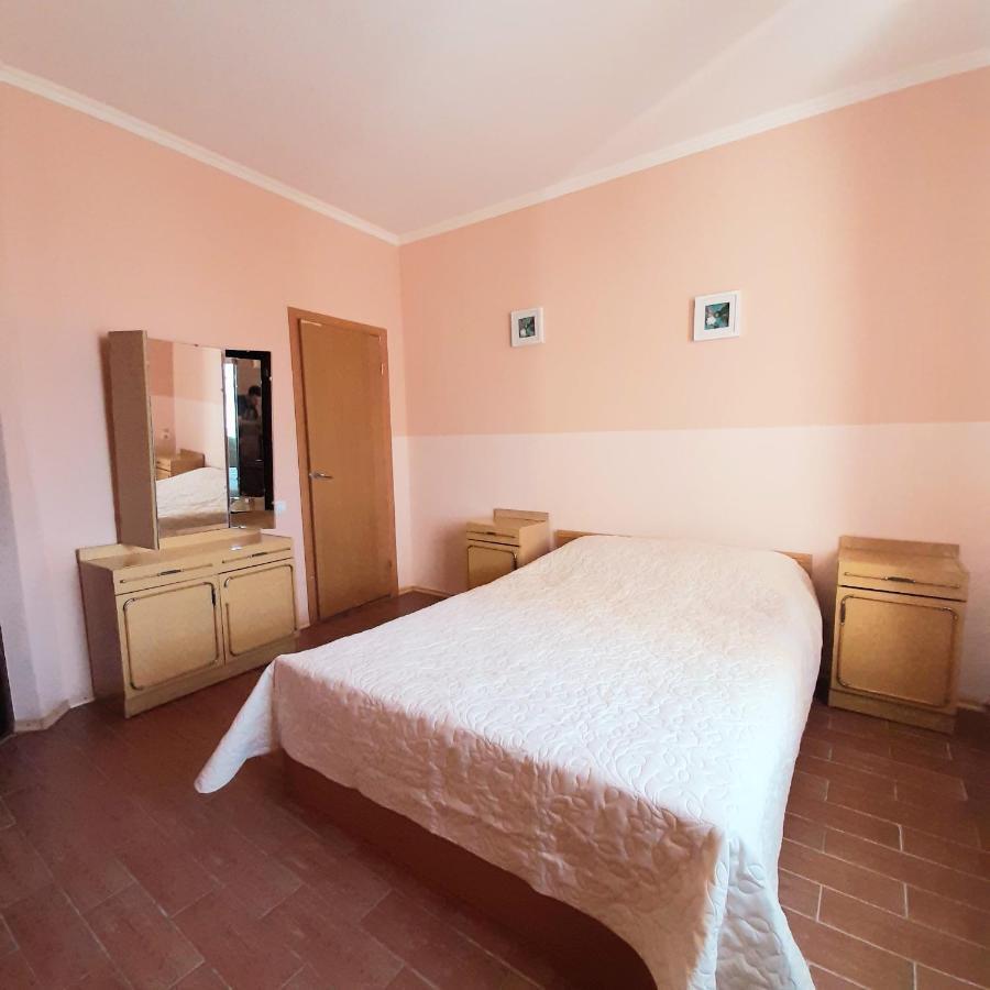 Seven Stars Motel Sumy Bagian luar foto