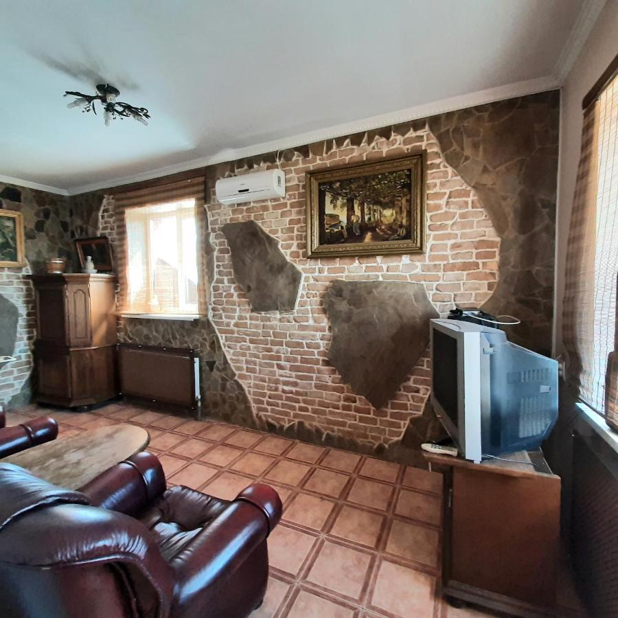 Seven Stars Motel Sumy Bagian luar foto